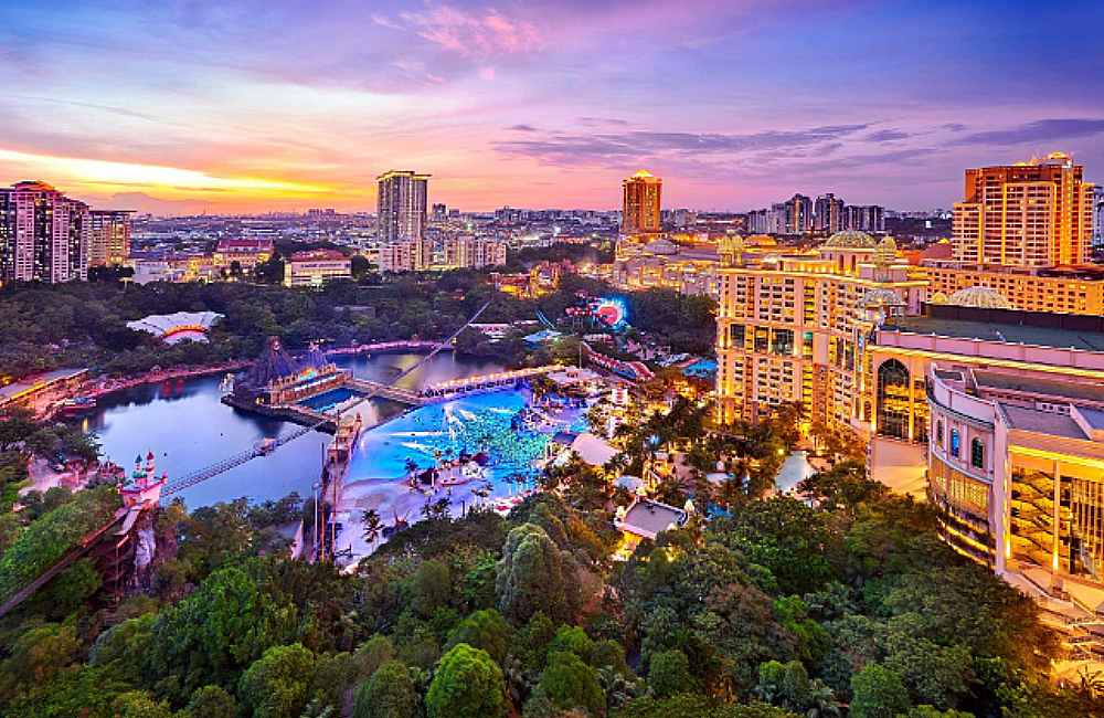 2D/1N Splashing Sunway Lagoon with Theme Park Ticket